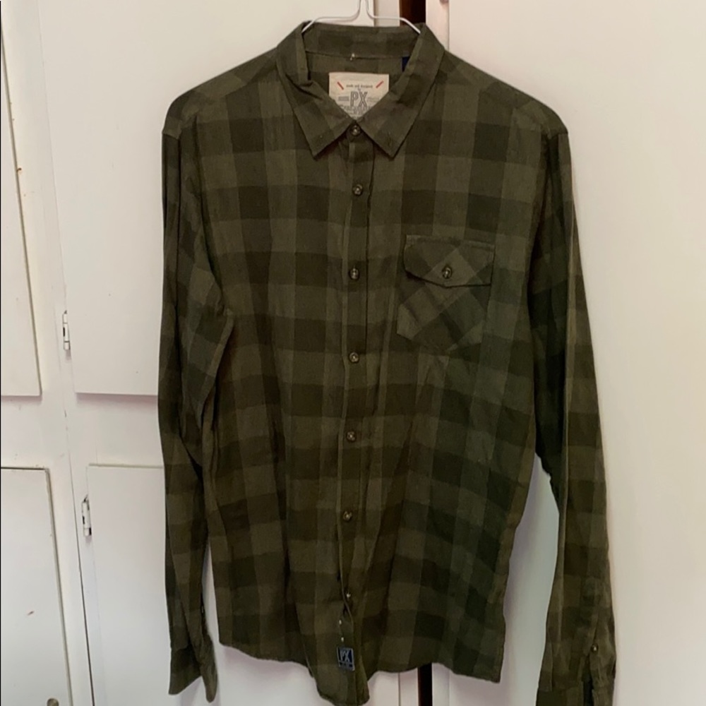 Men’s large green flannel
